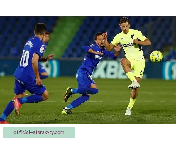 卡萨多:库巴西犯规仅值黄牌 卡萨多:库巴西犯规仅值黄牌